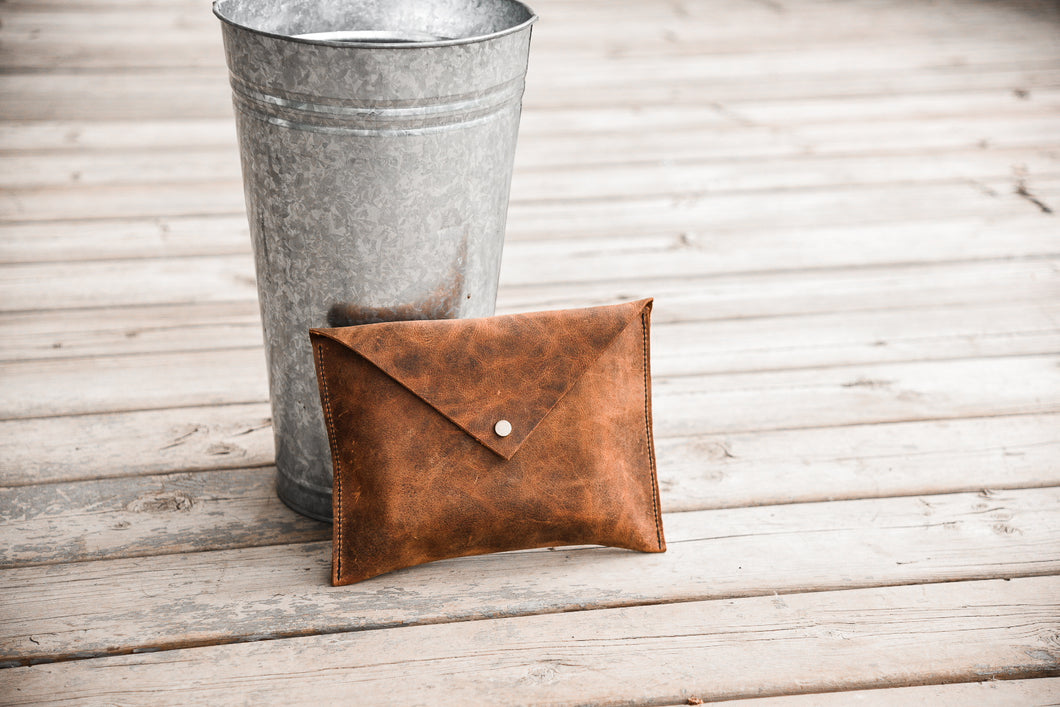 Minimalist Clutch