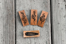 Load image into Gallery viewer, Floral Engraved Hair Clip

