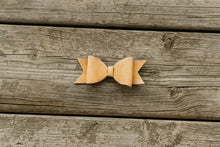 Load image into Gallery viewer, Large Leather Hair Bow
