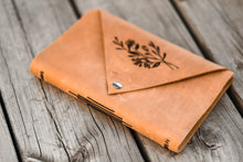 Load image into Gallery viewer, Floral Engraved Journal
